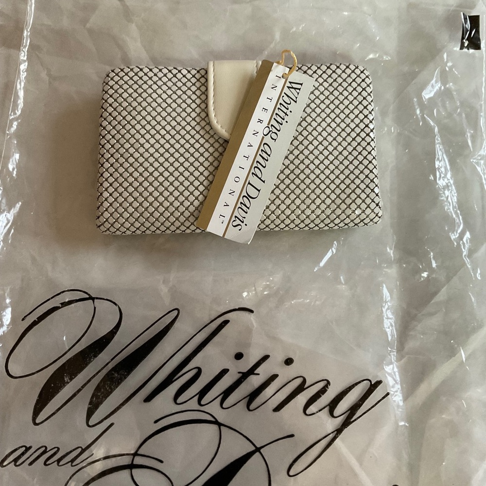 Vintage Whiting & Davis wallet